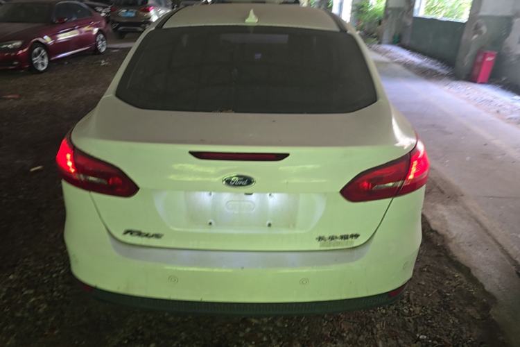 Used Ford Focus 2018 Sedan Classic 1.6L Automatic Trendy SmartDrive Edition Rear