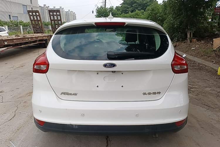Used Ford Focus 2018 Hatchback Classic 1.6L Automatic Trendy SmartDrive Edition Rear