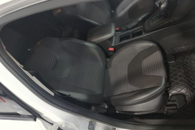 Used Ford Focus 2018 Sedan Classic 1.6L Automatic Trendy SmartDrive Edition Right Front Seat