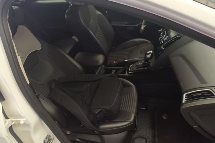 Used Ford Focus 2018 Sedan Classic 1.6L Automatic Trendy SmartDrive Edition Right Front Seat