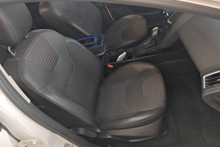 Used Ford Focus 2018 Sedan Classic 1.6L Automatic Trendy SmartDrive Edition Right Front Seat