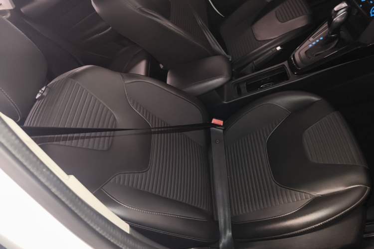 Used Ford Focus 2018 Sedan Classic 1.6L Automatic Trendy SmartDrive Edition Right Front Seat