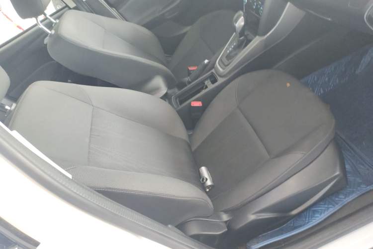 Used Ford Focus 2018 Hatchback Classic 1.6L Automatic Comfort Plus SmartDrive Edition Right Front Seat