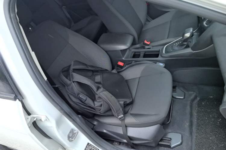 Used Ford Focus 2018 Hatchback Classic 1.6L Automatic Comfort Plus SmartDrive Edition Right Front Seat