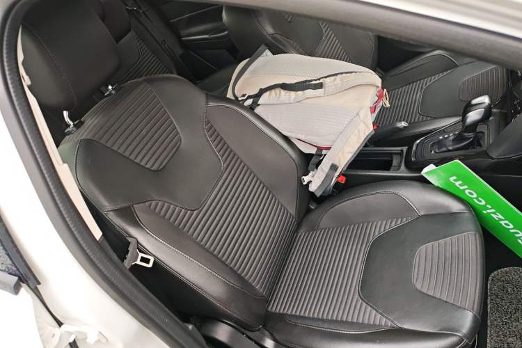 Used Ford Focus 2018 Sedan Classic 1.6L Automatic Trendy SmartDrive Edition Right Front Seat