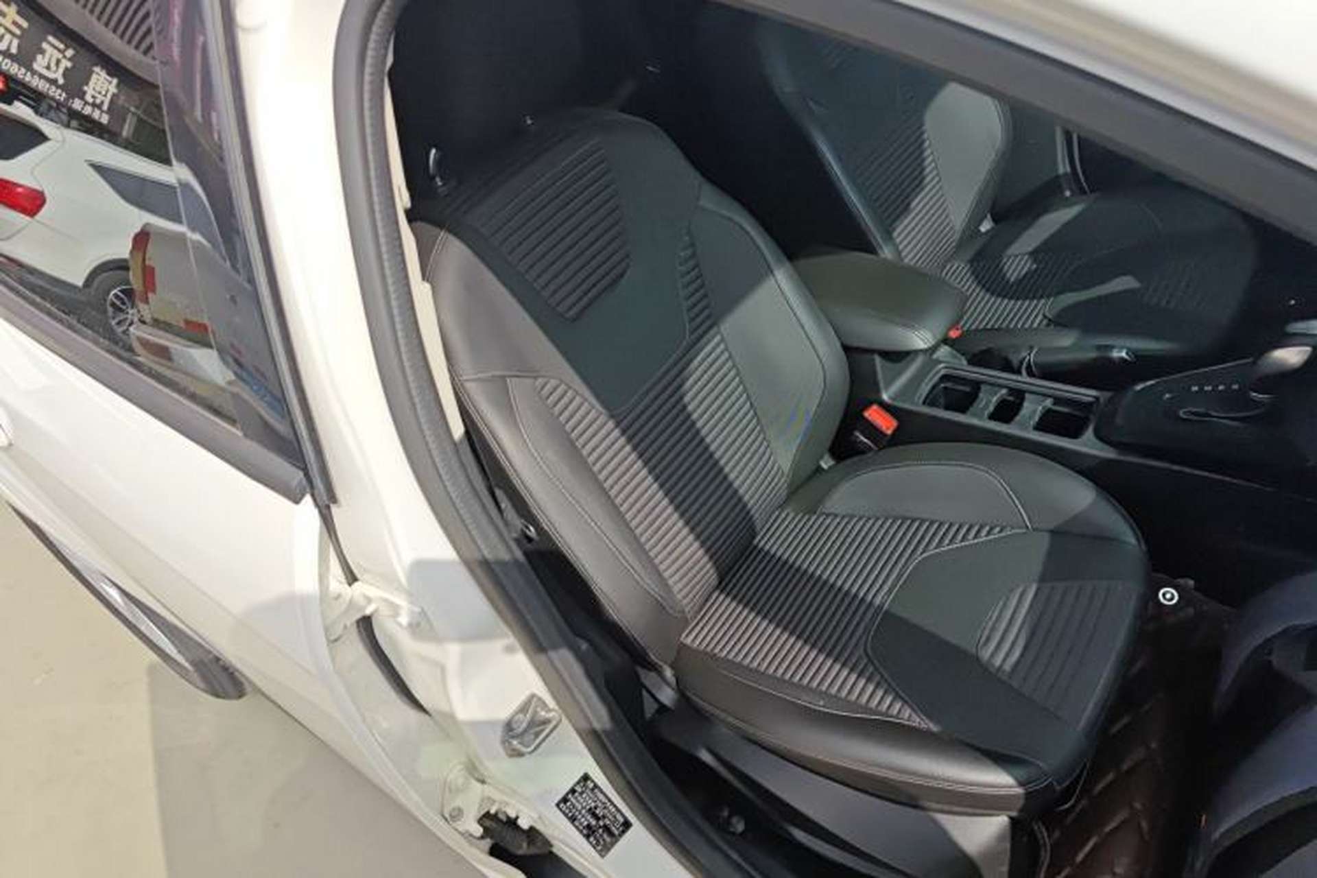 Used Ford Focus 2018 Sedan Classic 1.6L Automatic Trendy SmartDrive Edition Right Front Seat