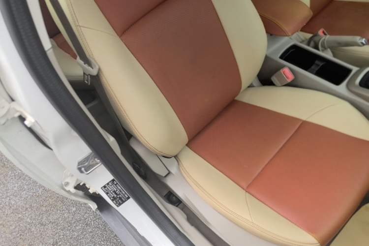 Used Ford Focus 2018 Sedan Classic 1.6L Automatic Comfort Plus Smart Drive Version Right Front Seat