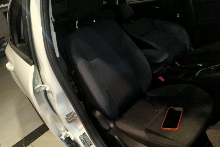 Used Ford Focus 2018 Hatchback Classic 1.6L Automatic Comfort Plus SmartDrive Edition Right Front Seat
