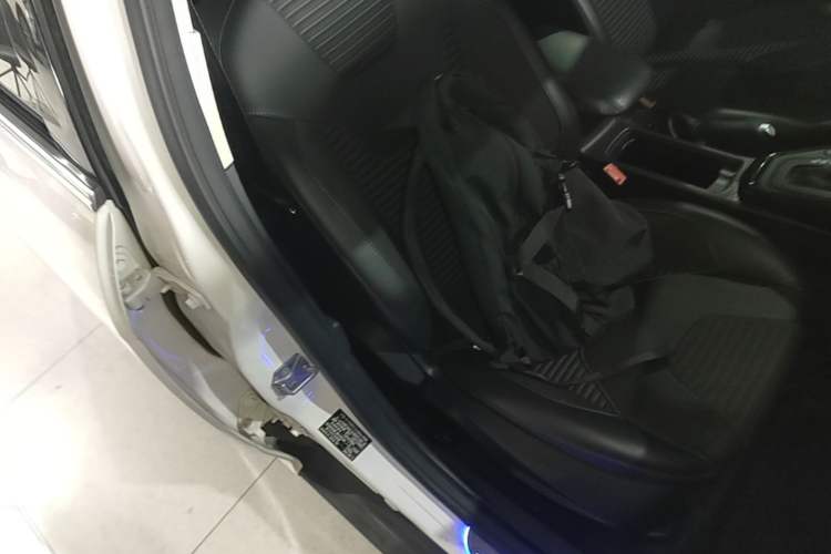 Used Ford Focus 2018 Hatchback Classic EcoBoost 180 Automatic Elite Model Right Front Seat