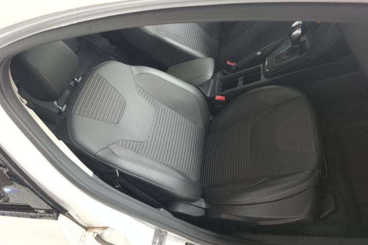Used Ford Focus 2018 Hatchback Classic 1.6L Automatic Trendy SmartDrive Edition Right Front Seat
