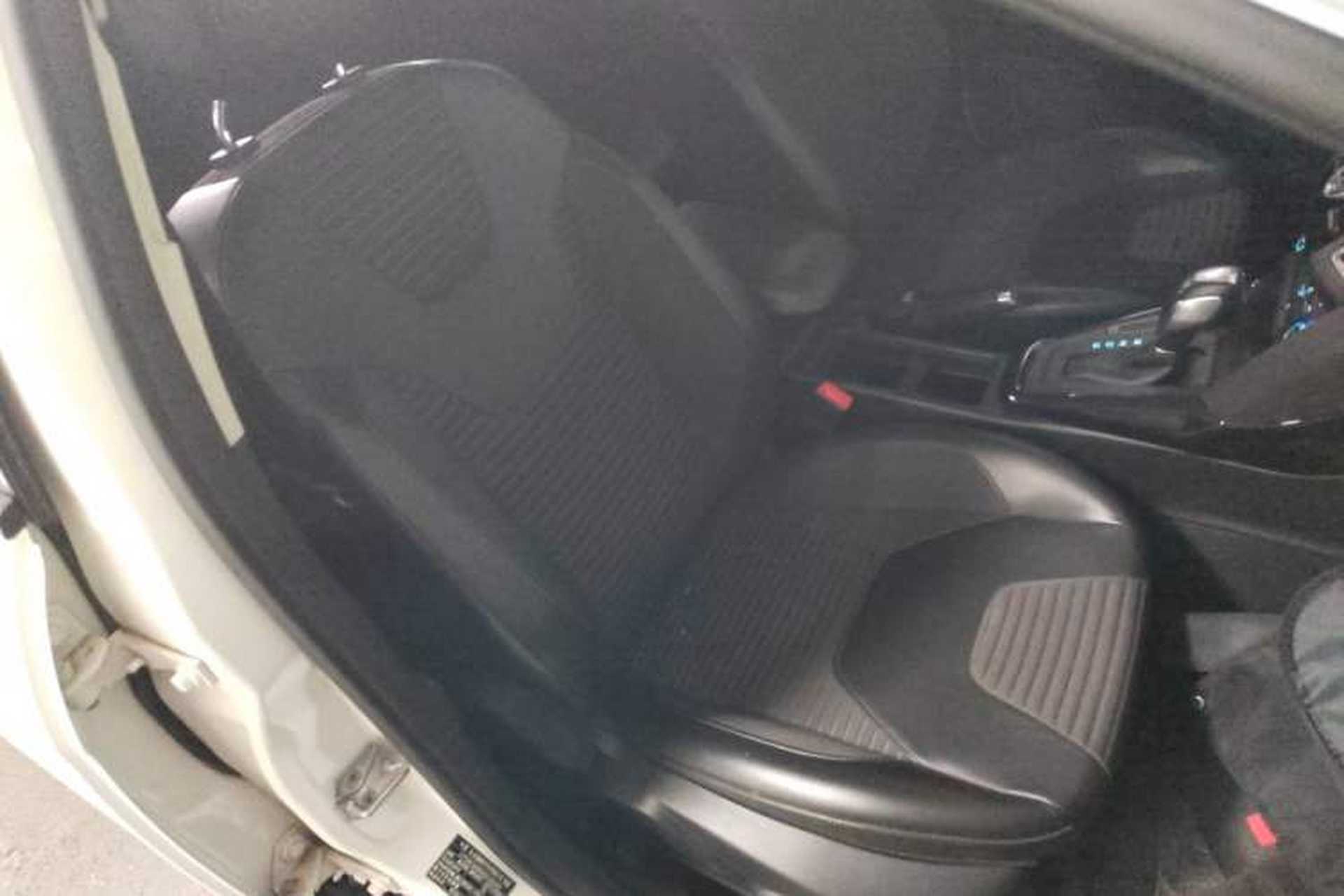 Used Ford Focus 2018 Hatchback Classic 1.6L Automatic Trendy SmartDrive Edition Right Front Seat