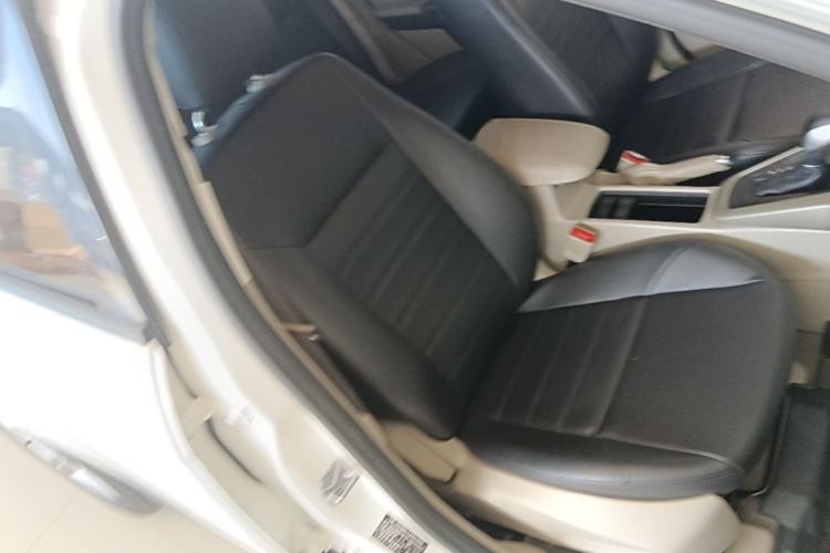 Used Ford Focus 2018 Sedan Classic 1.6L Automatic Comfort Plus Smart Drive Version Right Front Seat