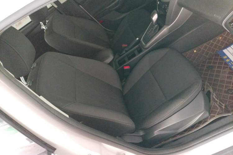 Used Ford Focus 2018 Hatchback Classic 1.6L Automatic Comfort Plus SmartDrive Edition Right Front Seat