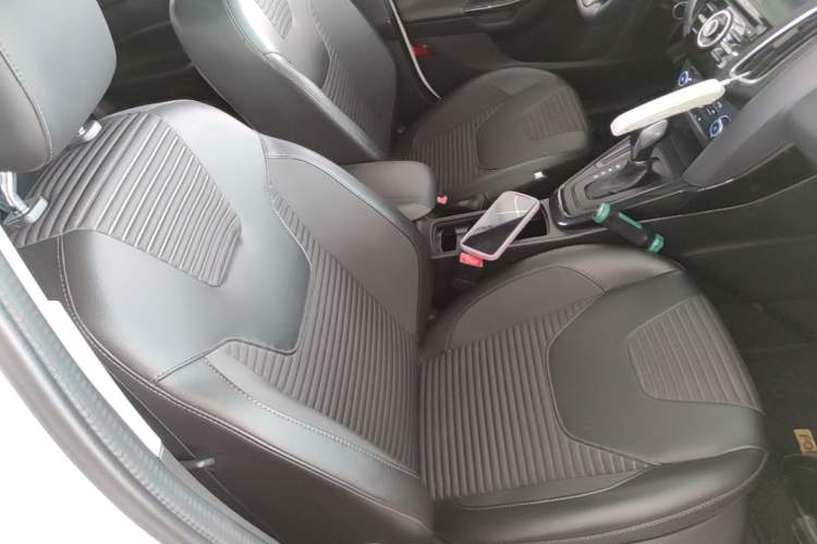 Used Ford Focus 2018 Sedan Classic 1.6L Automatic Trendy SmartDrive Edition Right Front Seat