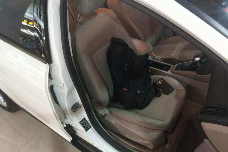 Used Ford Focus 2018 Sedan Classic 1.6L Automatic Comfort Plus Smart Drive Version Right Front Seat