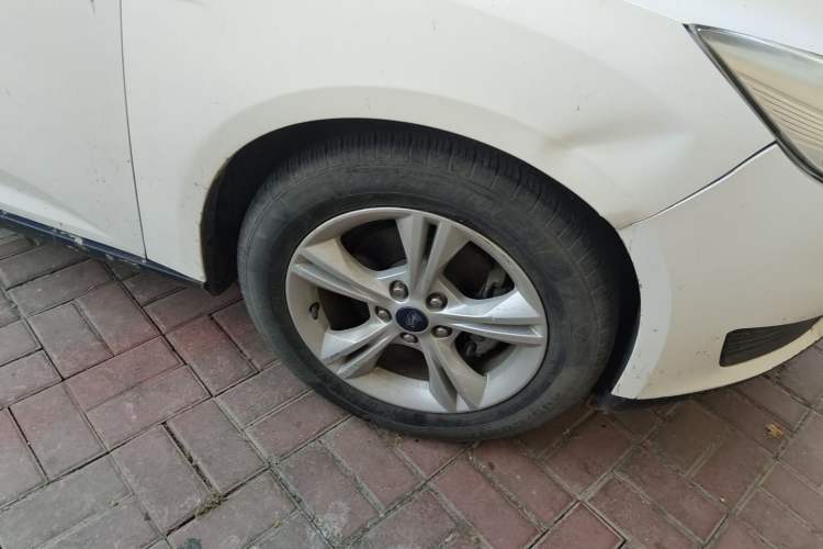 Used Ford Focus 2018 Hatchback Classic 1.6L Automatic Comfort Plus SmartDrive Edition Right Front Wheel Hub