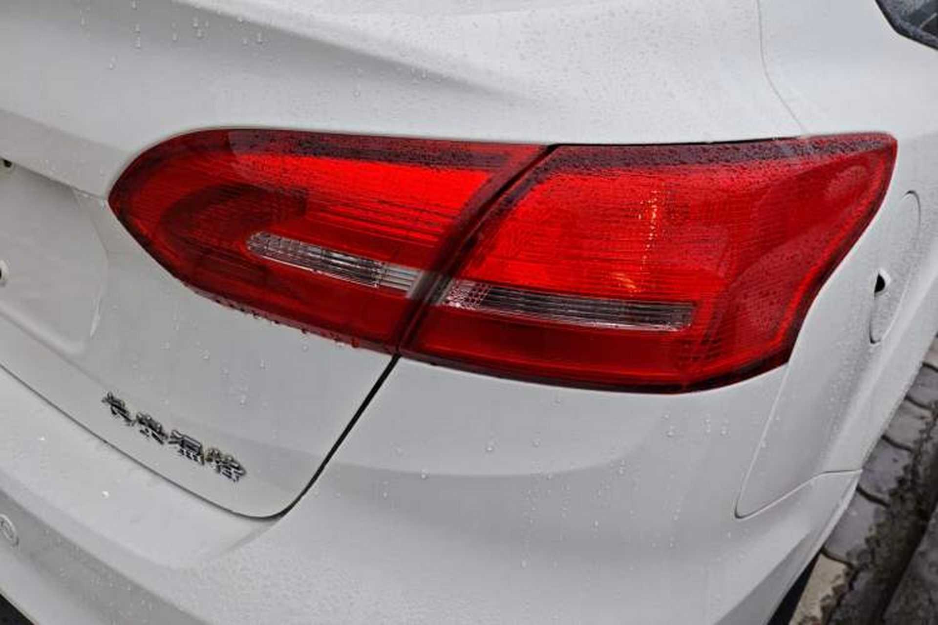 Used Ford Focus 2018 Sedan Classic 1.6L Automatic Trendy SmartDrive Edition Right Rear Taillight
