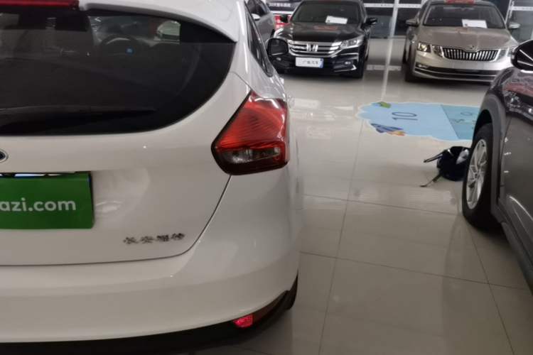 Used Ford Focus 2018 Hatchback Classic 1.6L Automatic Comfort Plus SmartDrive Edition Right Rear Taillight