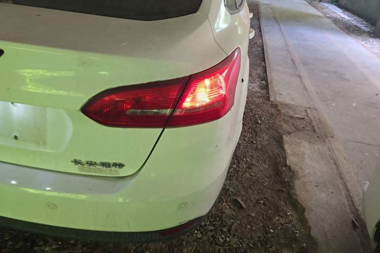 Used Ford Focus 2018 Sedan Classic 1.6L Automatic Trendy SmartDrive Edition Right Rear Taillight
