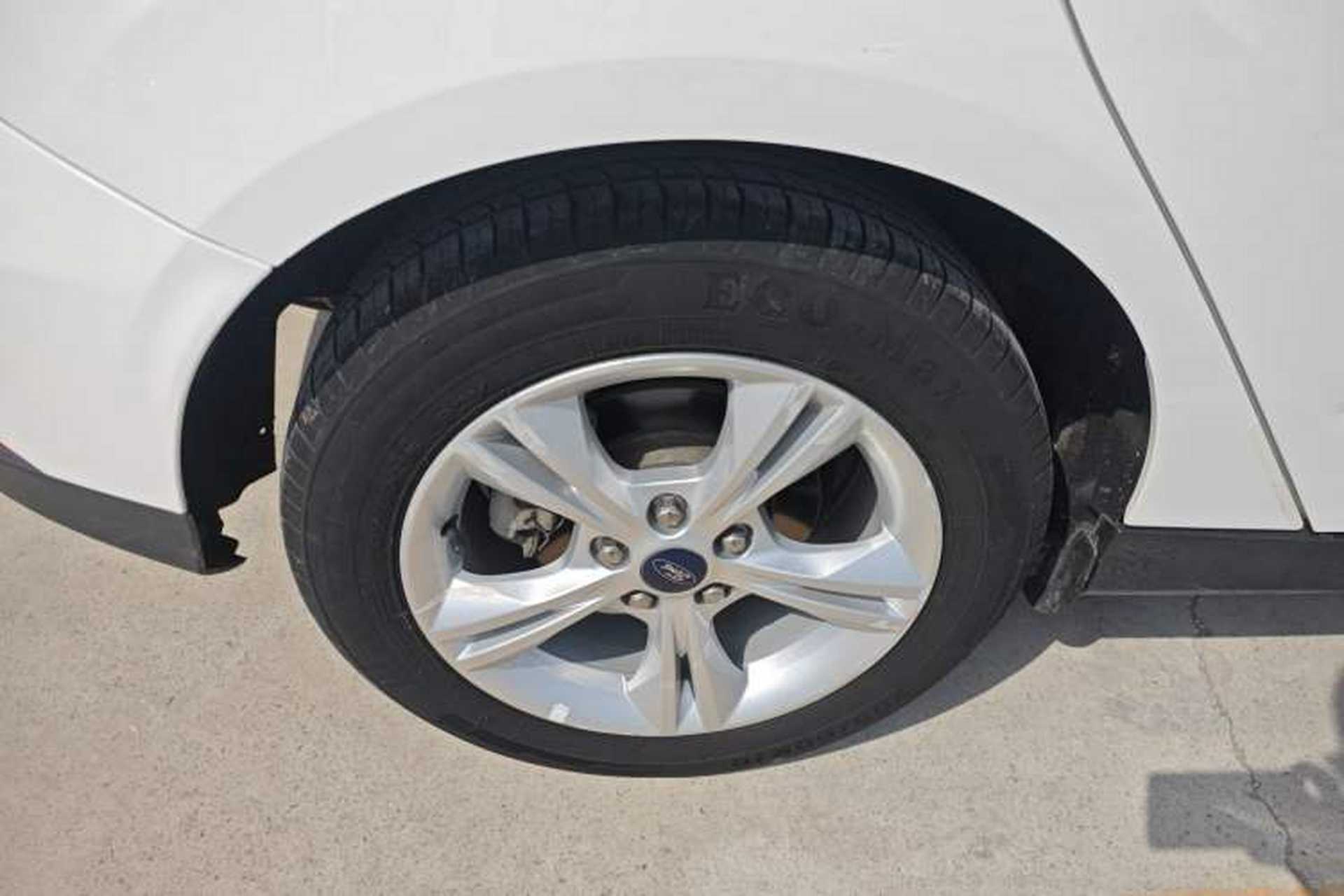 Used Ford Focus 2018 Hatchback Classic 1.6L Automatic Comfort Plus SmartDrive Edition Right Rear Wheel Hub