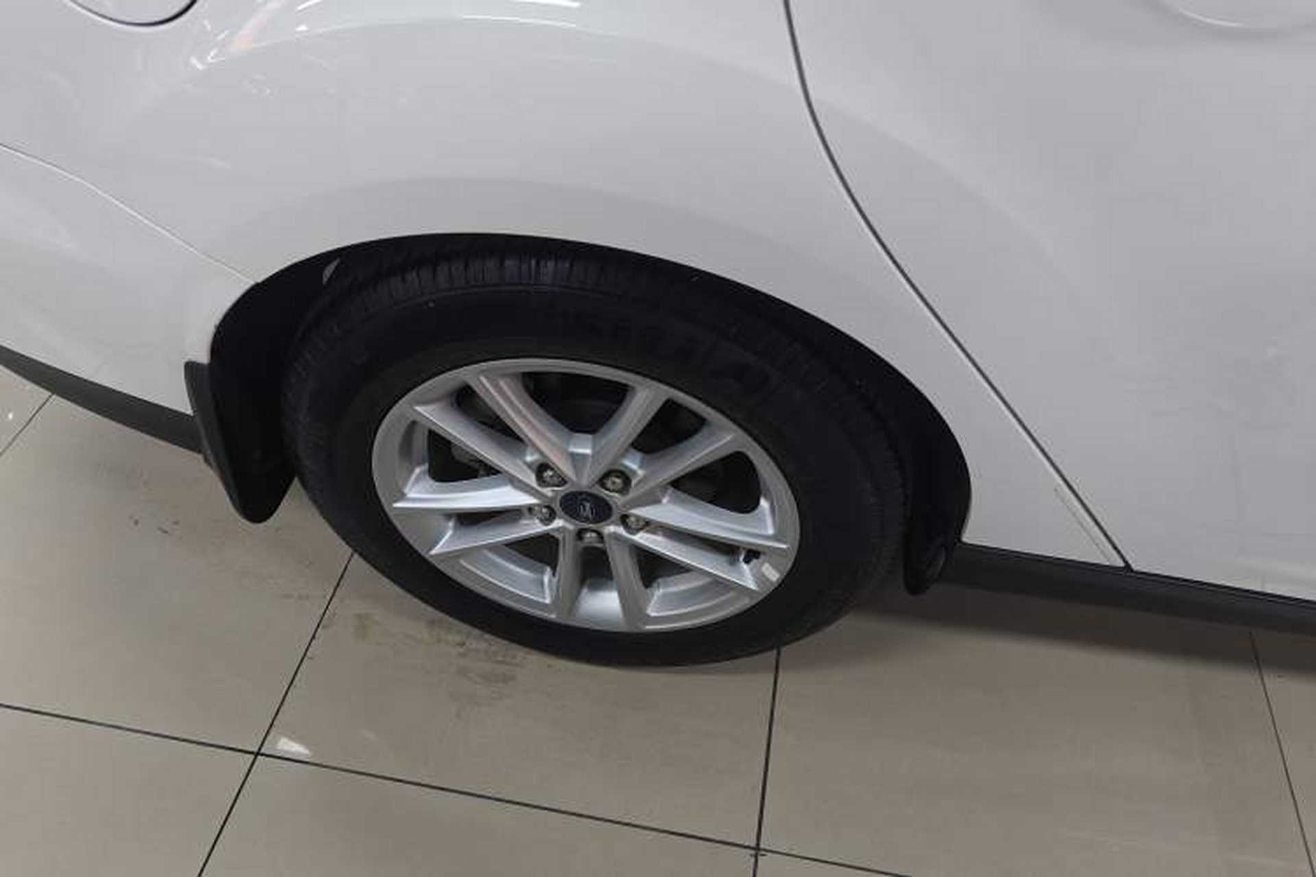 Used Ford Focus 2018 Sedan Classic 1.6L Automatic Trendy SmartDrive Edition Right Rear Wheel Hub