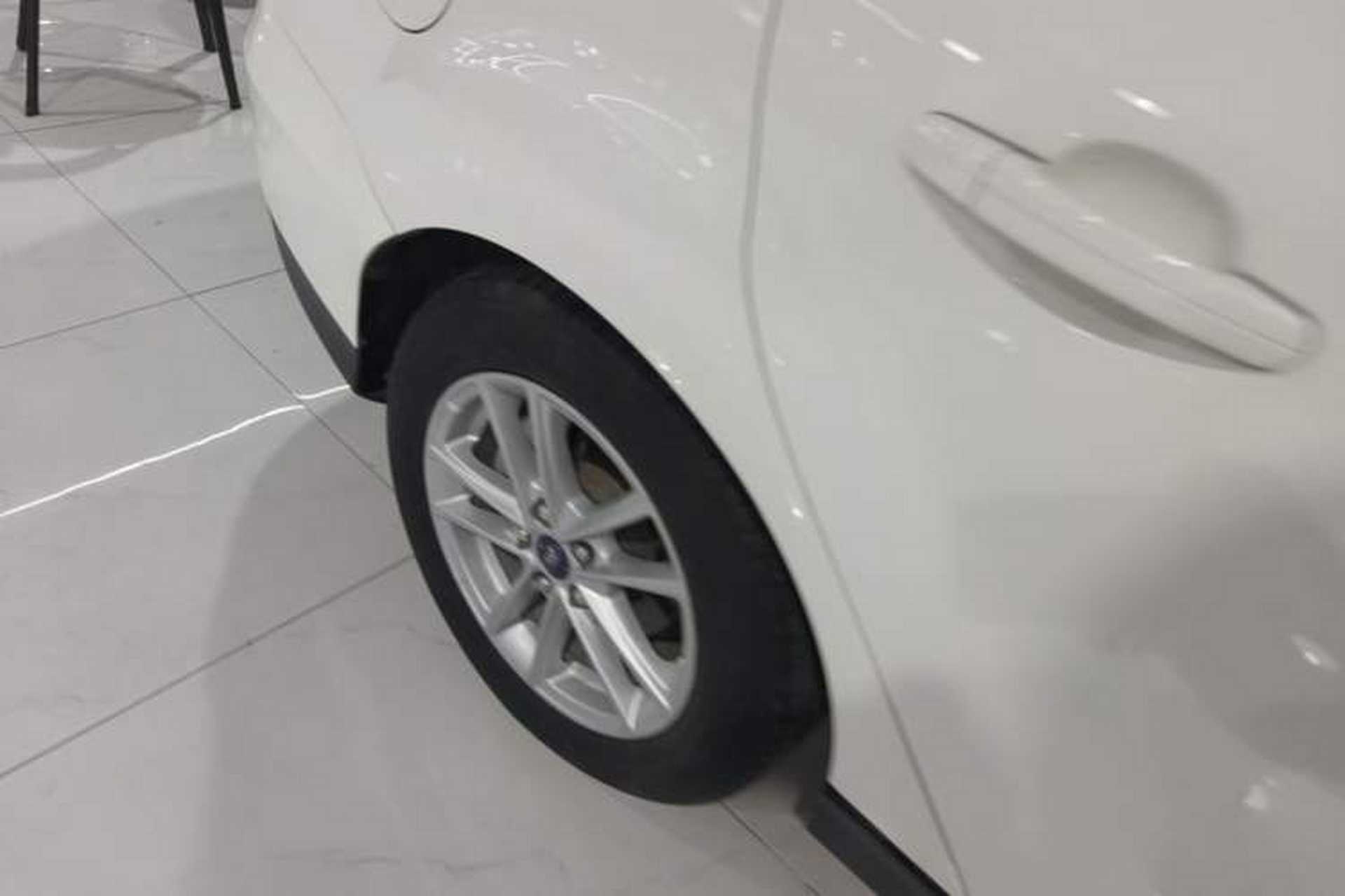 Used Ford Focus 2018 Sedan Classic 1.6L Automatic Trendy SmartDrive Edition Right Rear Wheel Hub