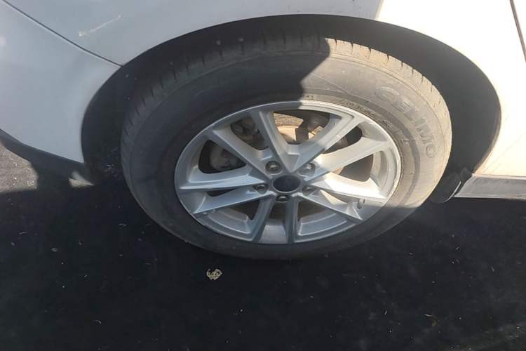 Used Ford Focus 2018 Hatchback Classic 1.6L Automatic Trendy SmartDrive Edition Right Rear Wheel Hub