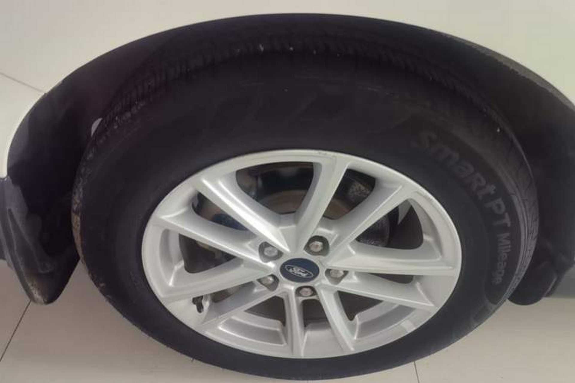 Used Ford Focus 2018 Sedan Classic 1.6L Automatic Trendy SmartDrive Edition Right Rear Wheel Hub