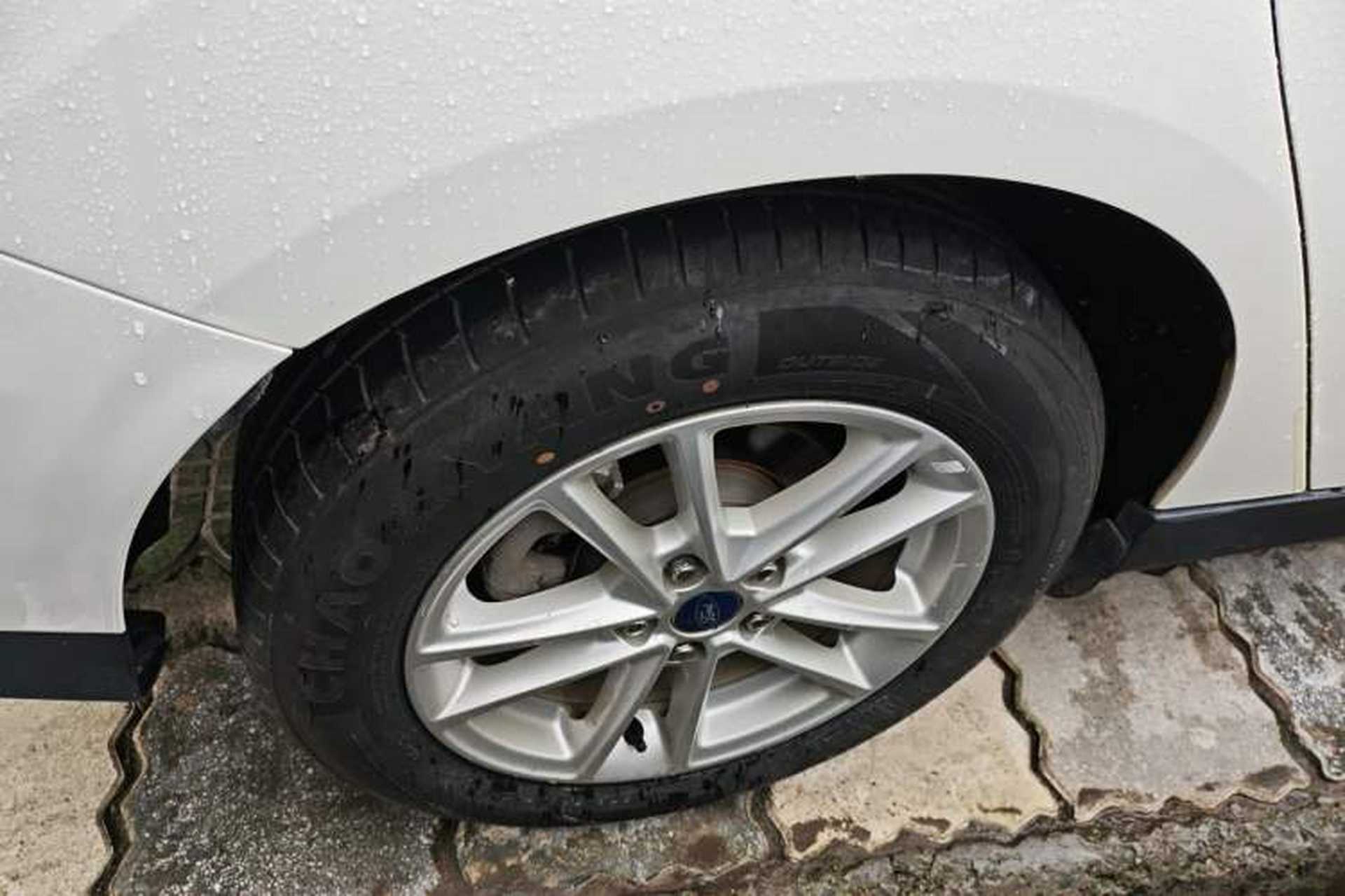 Used Ford Focus 2018 Sedan Classic 1.6L Automatic Trendy SmartDrive Edition Right Rear Wheel Hub