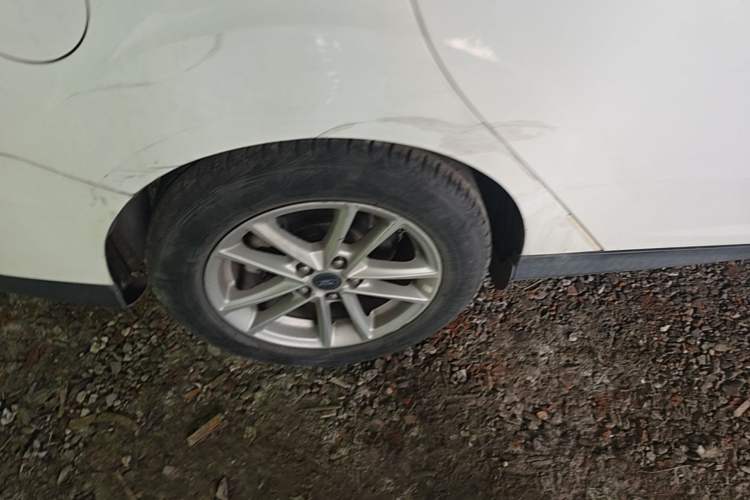 Used Ford Focus 2018 Sedan Classic 1.6L Automatic Trendy SmartDrive Edition Right Rear Wheel Hub