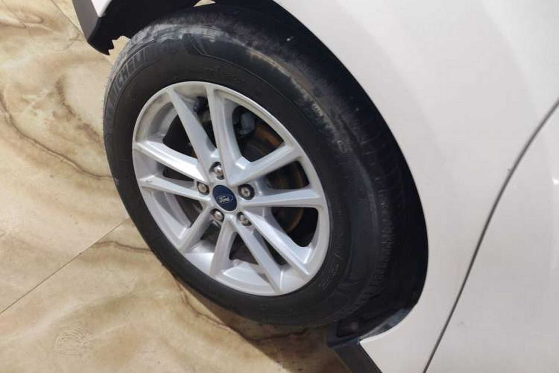 Used Ford Focus 2018 Hatchback Classic 1.6L Automatic Trendy SmartDrive Edition Right Rear Wheel Hub
