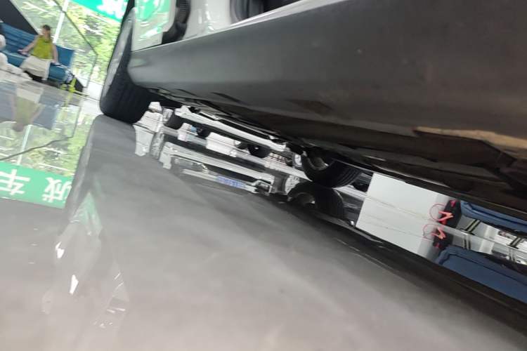 Used Ford Focus 2018 Hatchback Classic 1.6L Automatic Comfort Plus SmartDrive Edition Right Side Sill