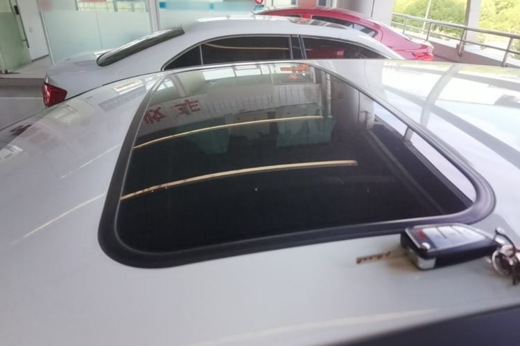 Used Ford Focus 2018 Hatchback Classic 1.6L Automatic Trendy SmartDrive Edition Roof