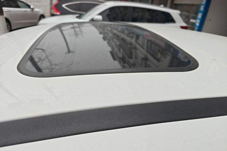 Used Ford Focus 2018 Hatchback Classic 1.6L Automatic Trendy SmartDrive Edition Roof