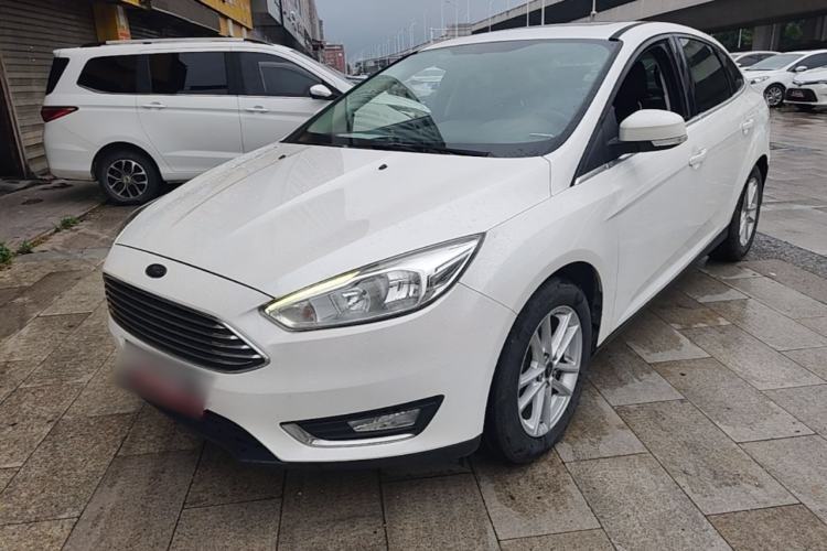 Used Ford Focus 2018 Sedan Classic EcoBoost 180 Automatic Elite Model Guazi used car, China used car export, Used car for sale, Used cars, Cheapest cars for sale