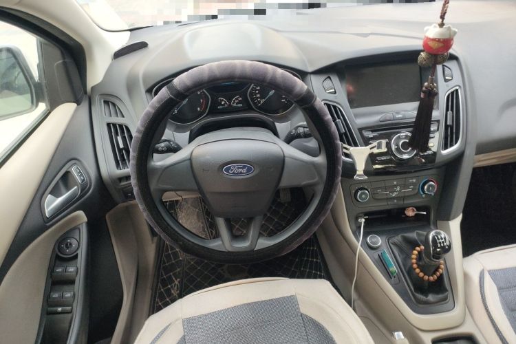Used Ford Focus 2018 Sedan Classic 1.6L Manual Comfort Plus SmartDrive Edition Steering Wheel