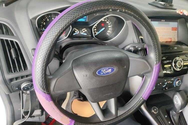 Used Ford Focus 2018 Hatchback Classic 1.6L Automatic Comfort Plus SmartDrive Edition Steering Wheel