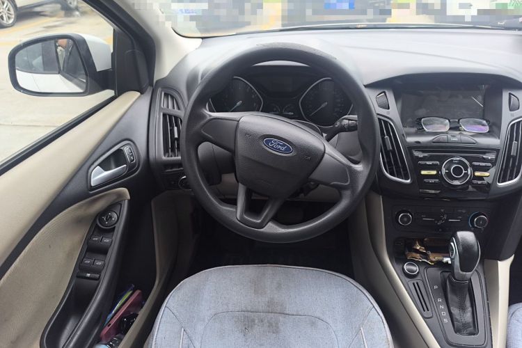 Used Ford Focus 2018 Sedan Classic 1.6L Automatic Comfort Plus Smart Drive Version Steering Wheel