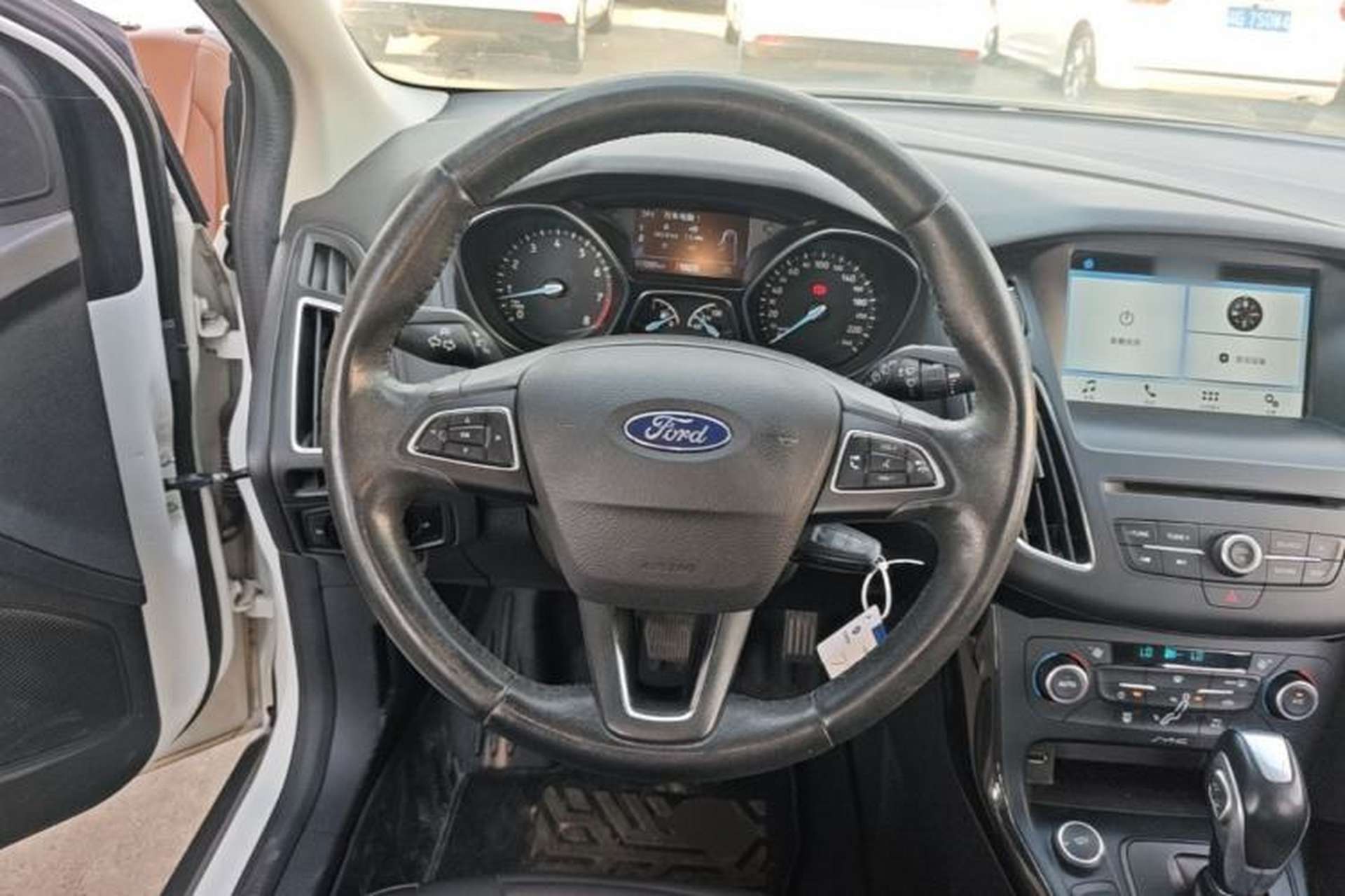 Used Ford Focus 2018 Hatchback Classic EcoBoost 180 Automatic Elite Model Steering Wheel