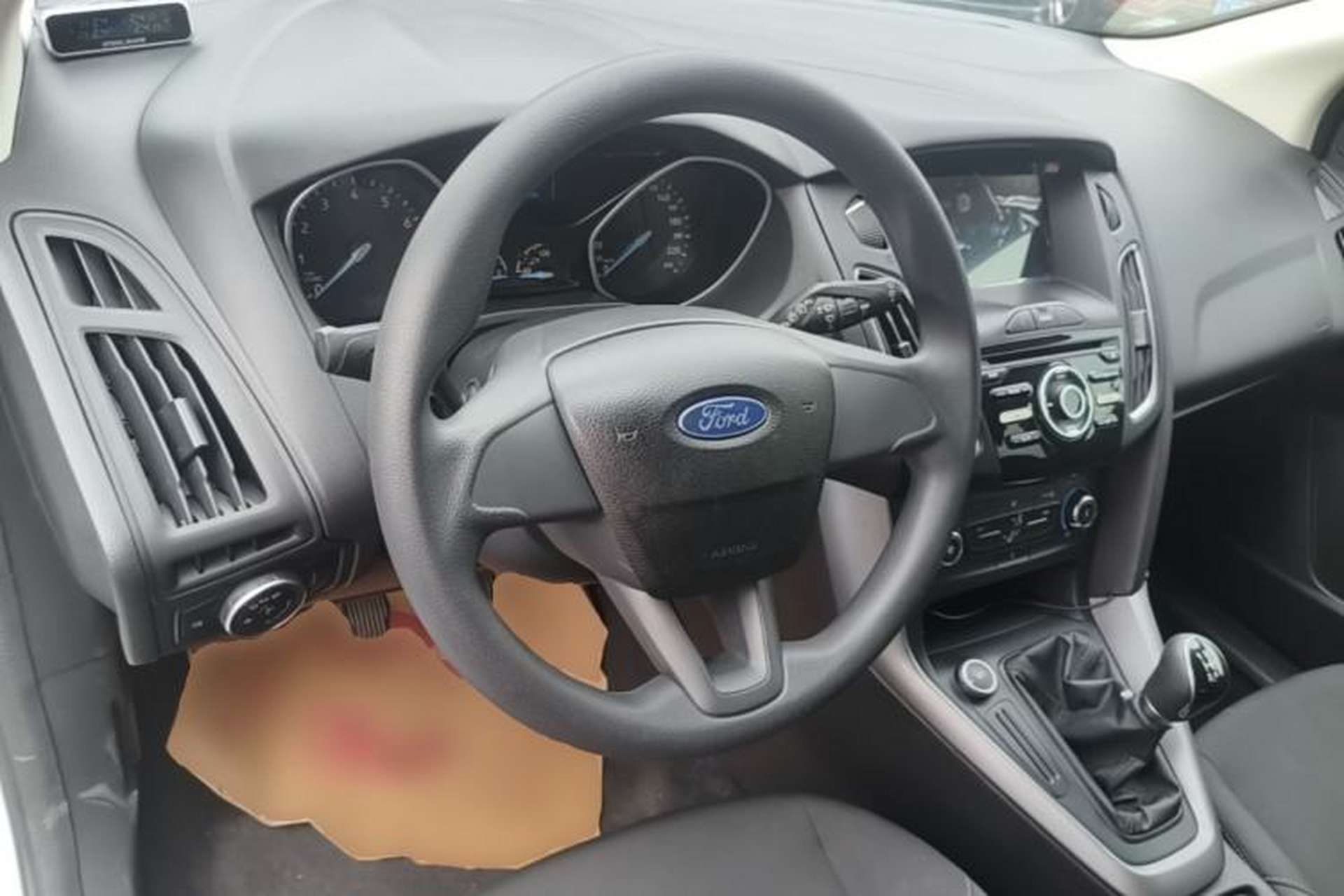 Used Ford Focus 2018 Hatchback Classic 1.6L Manual Comfort Plus SmartDrive Edition Steering Wheel