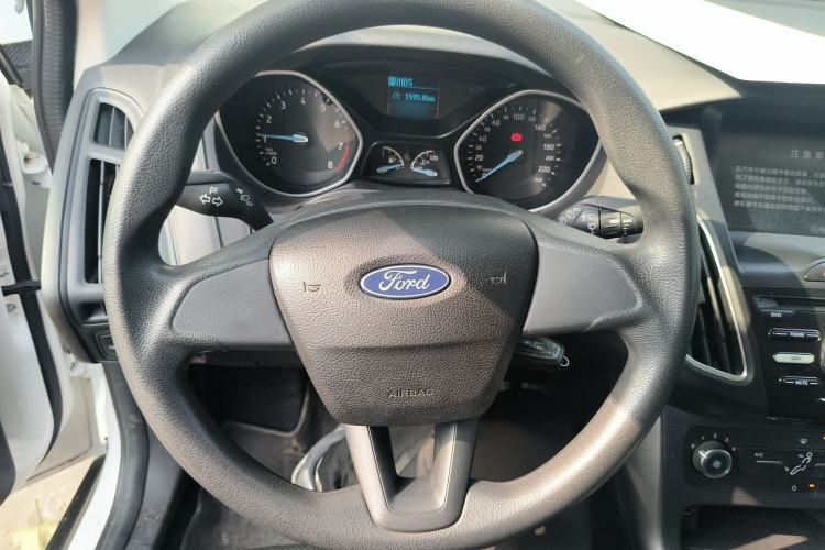 Used Ford Focus 2018 Hatchback Classic 1.6L Automatic Comfort Plus SmartDrive Edition Steering Wheel