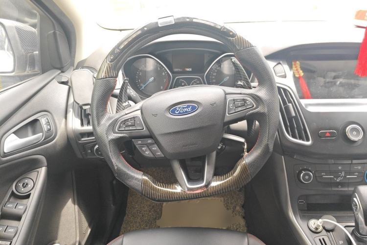 Used Ford Focus 2018 Hatchback Classic 1.6L Automatic Comfort Plus SmartDrive Edition Steering Wheel