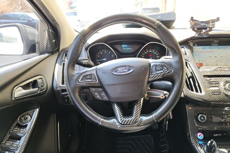 Used Ford Focus 2018 Hatchback Classic 1.6L Automatic Comfort Plus SmartDrive Edition Steering Wheel