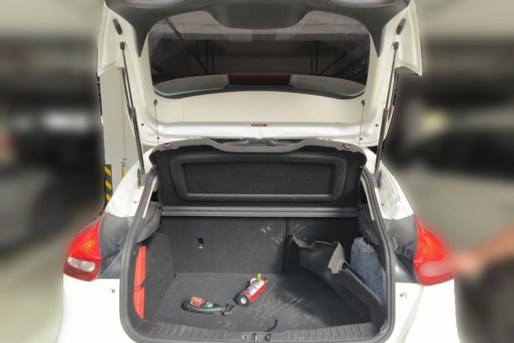 Used Ford Focus 2018 Two-Door Classic EcoBoost 125 Automatic Supercharged Style SmartDrive Edition Trunk