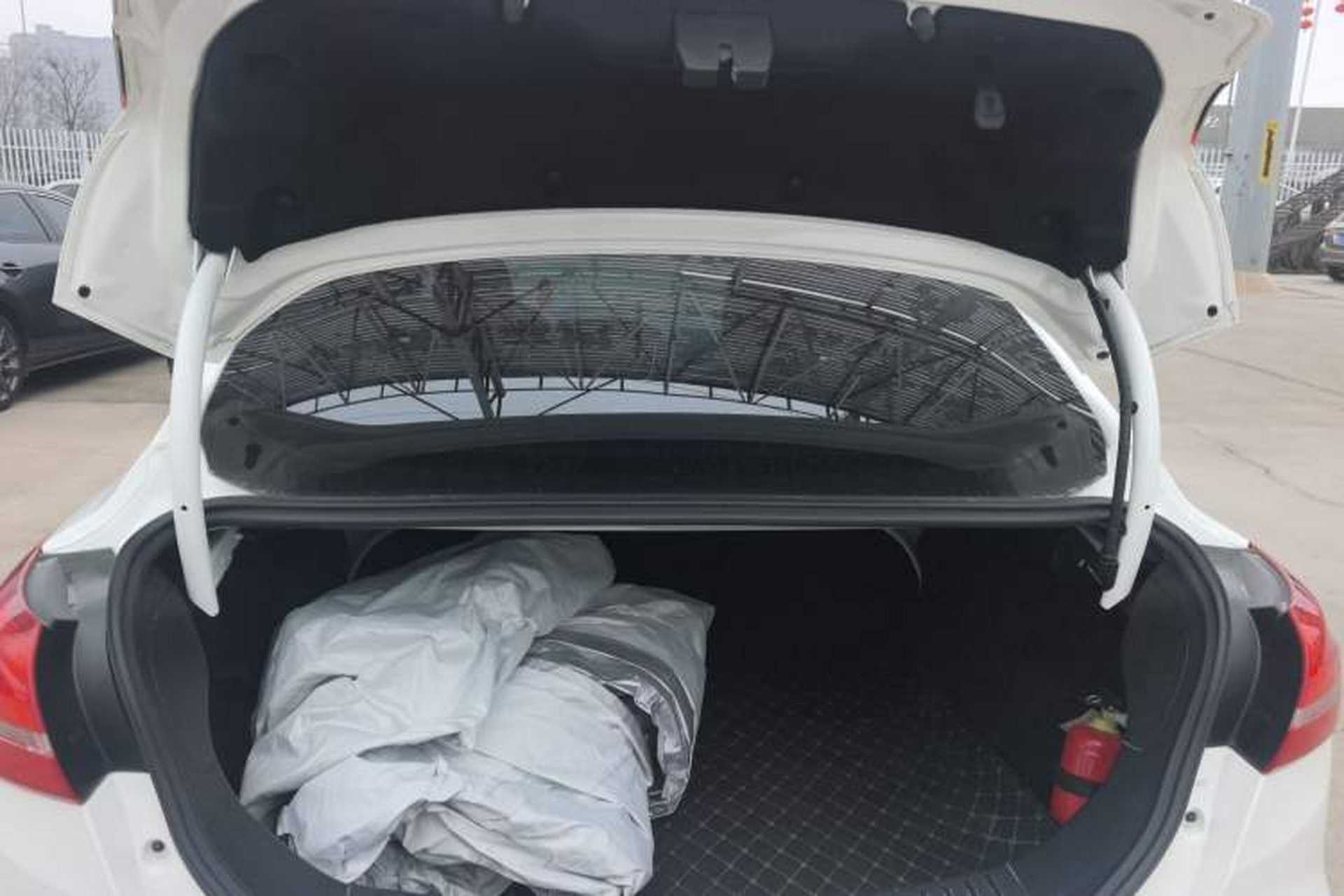 Used Ford Focus 2018 Sedan Classic 1.6L Automatic Trendy SmartDrive Edition Trunk