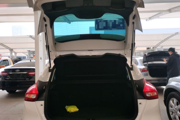 Used Ford Focus 2018 Hatchback Classic 1.6L Automatic Comfort Plus SmartDrive Edition Trunk