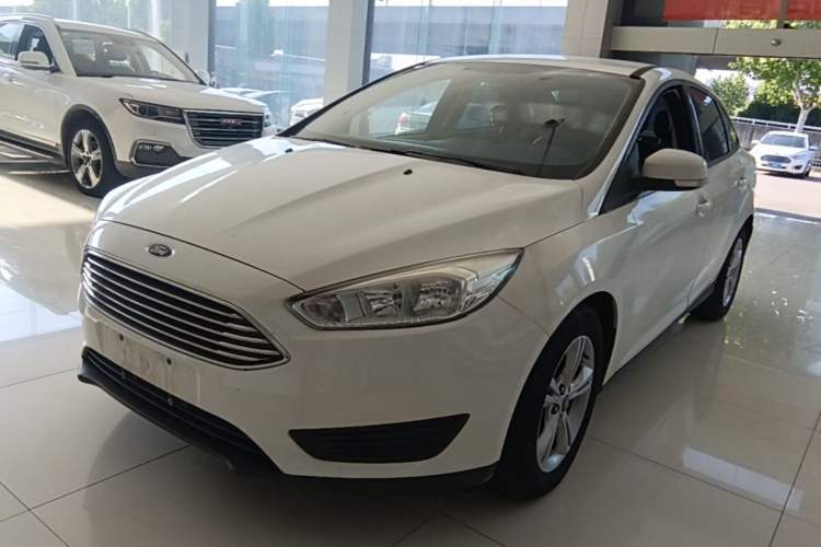 Used Ford Focus 2018 Sedan Classic 1.6L Automatic Comfort Plus Smart Drive Version Guazi used car, China used car export, Used car for sale, Used  cars, Cheapest cars for sale