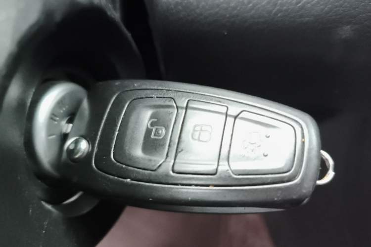 Used Ford Focus 2018 Sedan Classic EcoBoost 180 Automatic Elite Model Vehicle Key