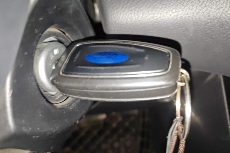 Used Ford Focus 2018 Hatchback Classic EcoBoost 180 Automatic Elite Model Vehicle Key