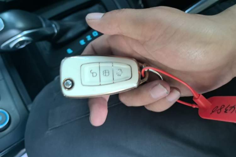 Used Ford Focus 2018 Hatchback Classic 1.6L Automatic Trendy SmartDrive Edition Vehicle Key